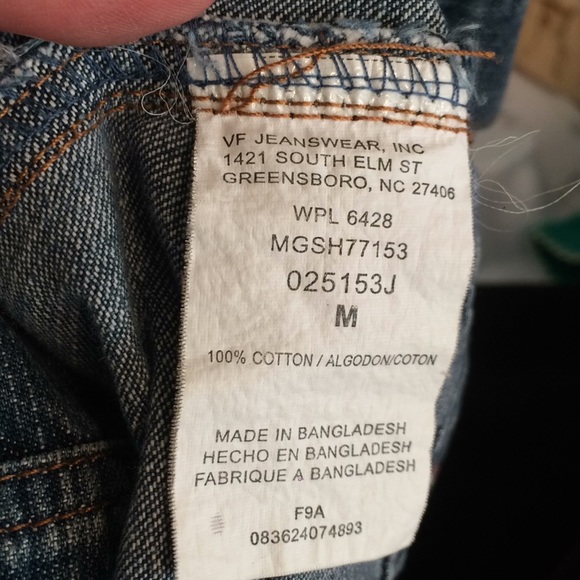 VF Jeanswear Jean Jacket - Picture 4 of 4